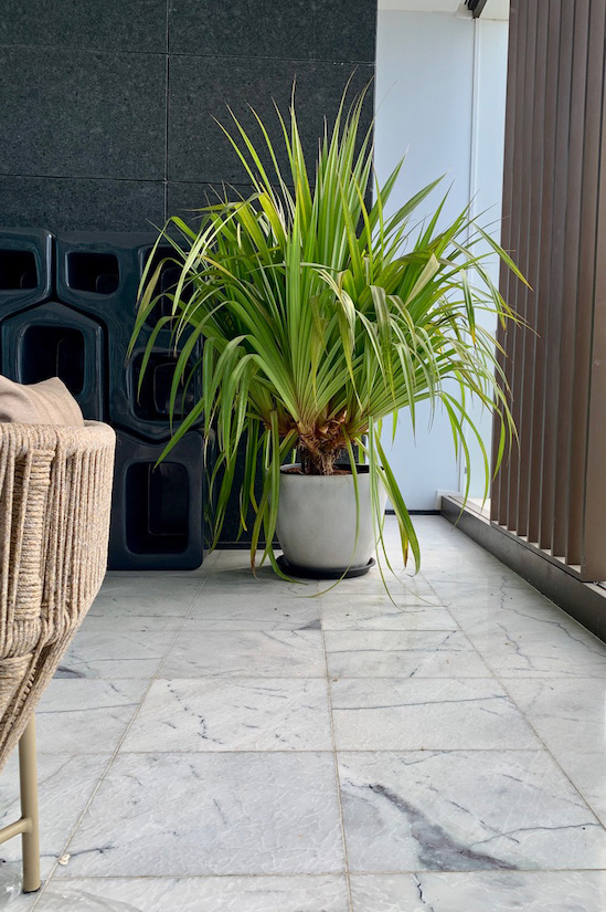 Ceramic vessel pearl grey XL